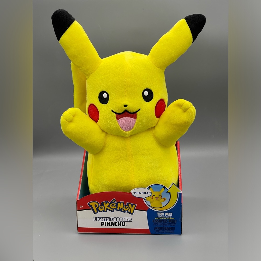 PIKACHU Plush POKÉMON Lights & Sounds Power Action Light up Cheeks & Sounds Pika